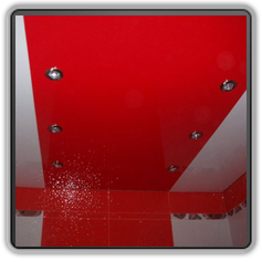 Двухцветные натяжные потолки