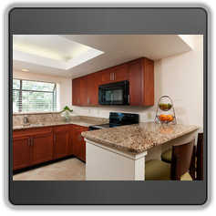 Натяжной потолок на кухне