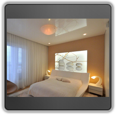 Натяжной потолок в спальне