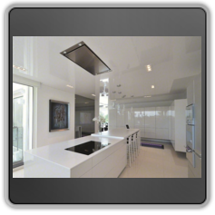 Зеркальный натяжной потолок