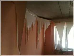 Недостатки натяжных потолков