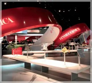 Отделка натяжными потолками выставки