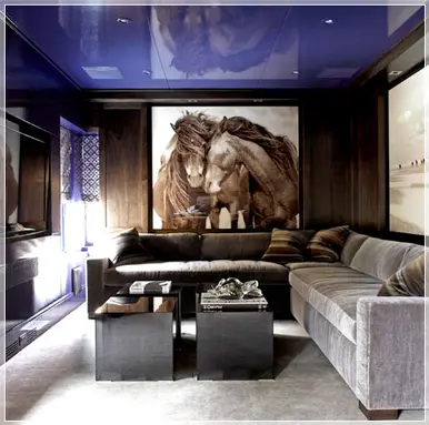 Зеркальный потолок